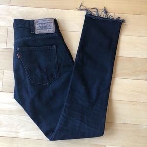 Vintage Levi’s straight skinny